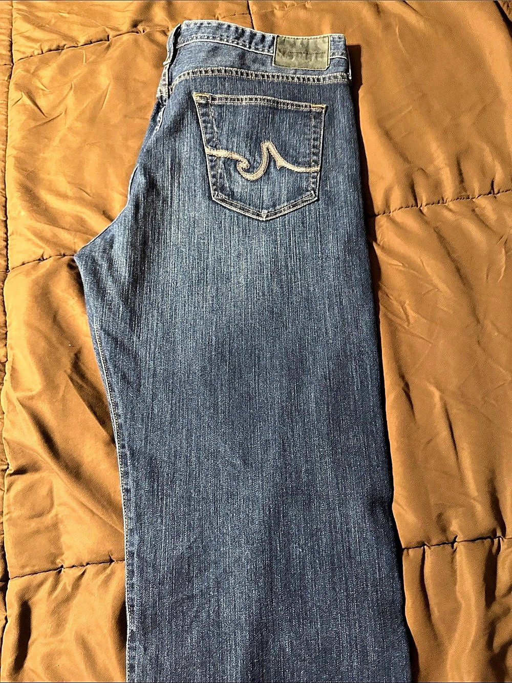 men's Boot Cut Jeans in Blue